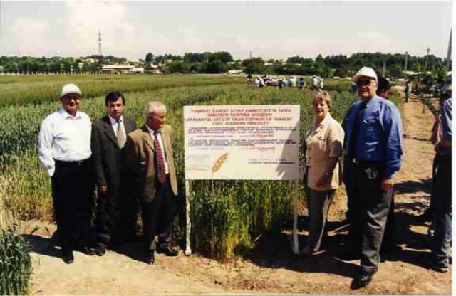 withbotinthefieldtashkentagrarianuniversity.jpg